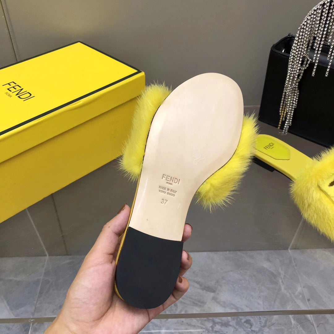 FEN Slippers Fur 4 Color 's