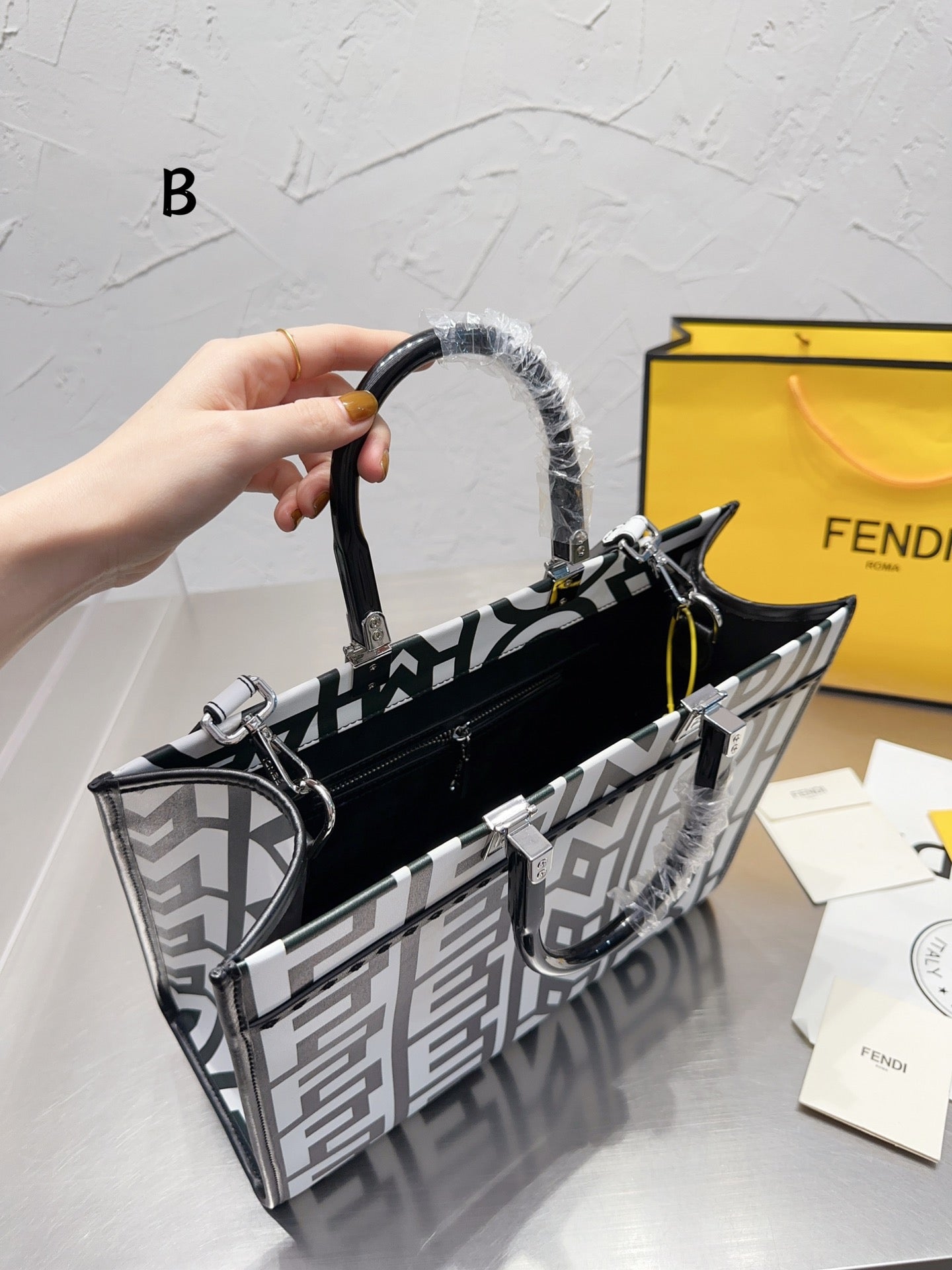 FEN Tote Bag Jumbo