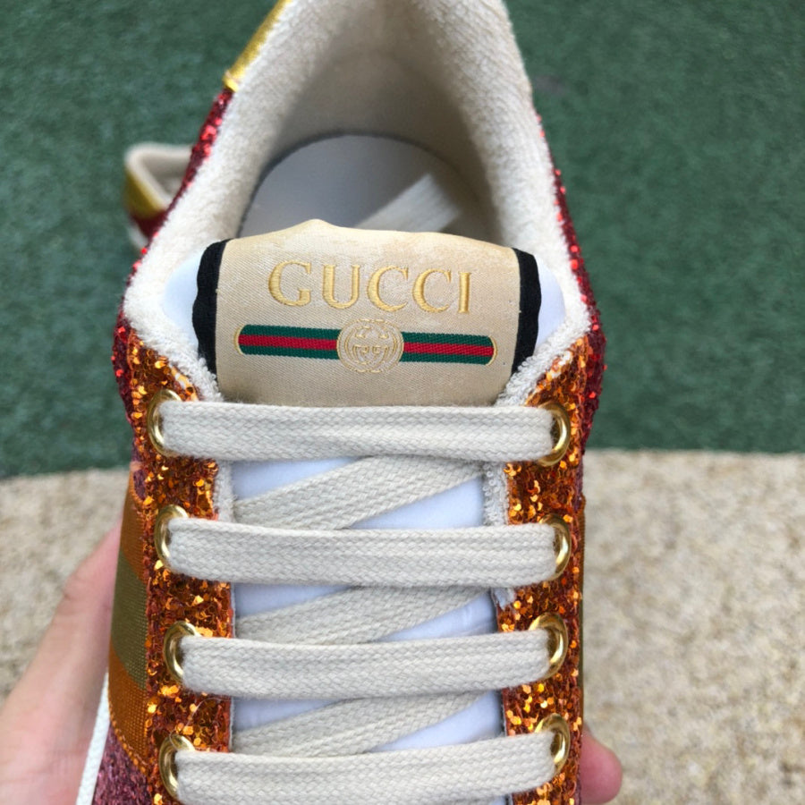GU Sneakers Lovelight Screene