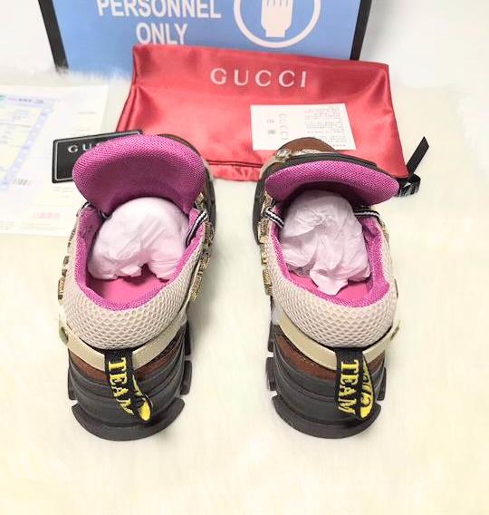 GU Sneakers