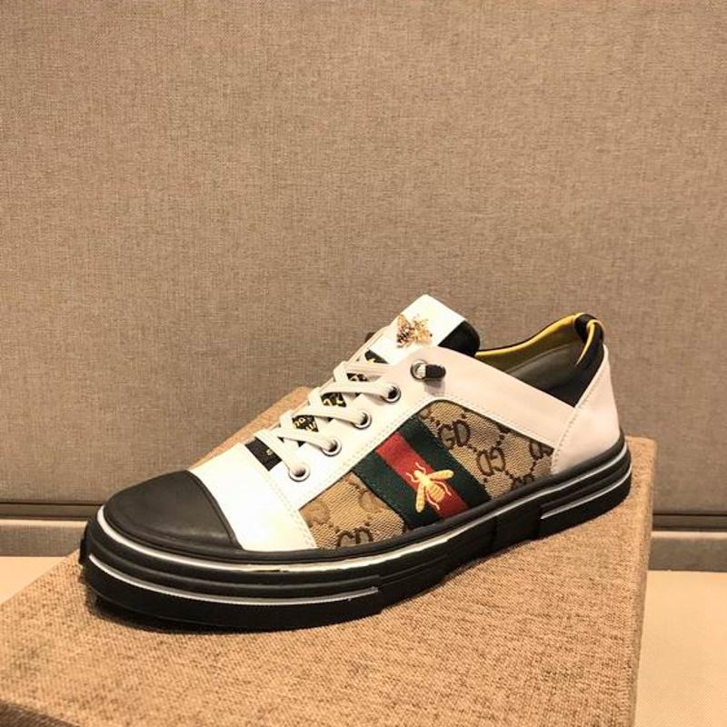 GU Sneakers