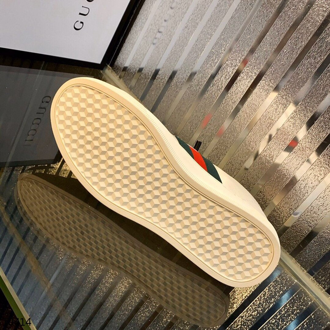 GU Sneakers