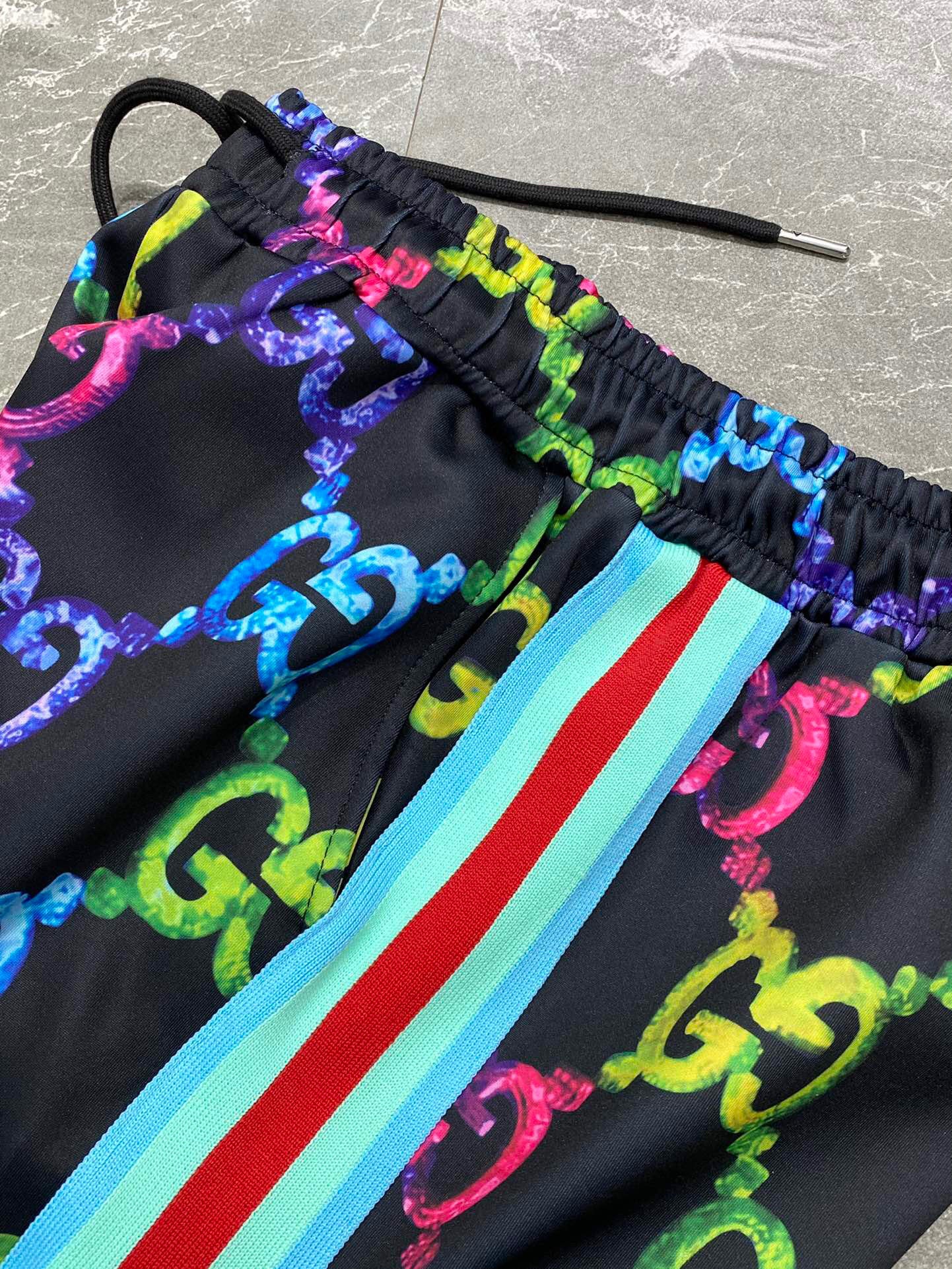 GU Suits Activewear Woman