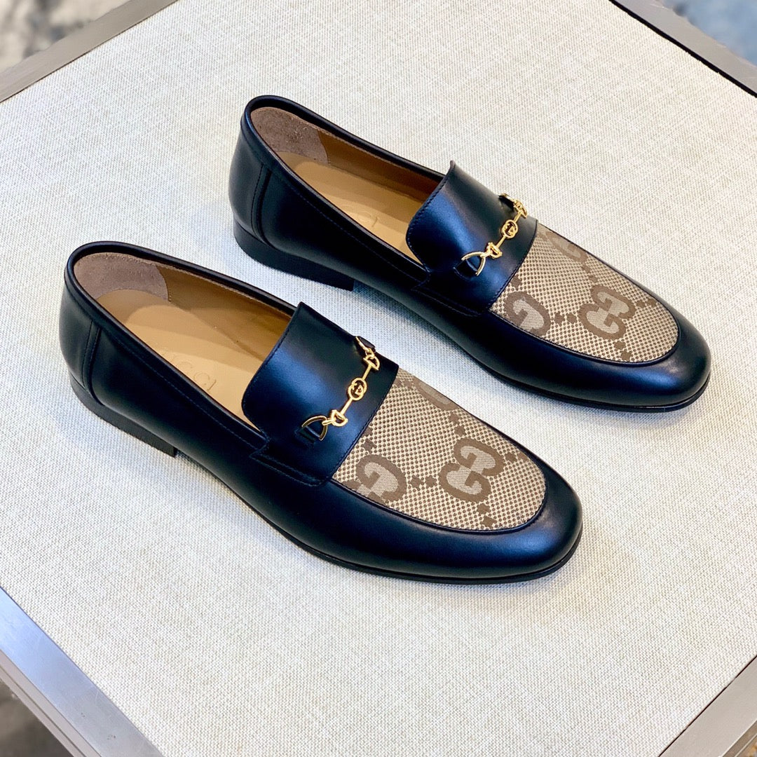 GU Shoes Man Monogram