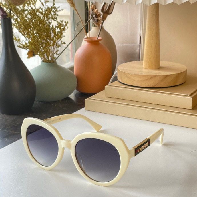 GU Sunglasses 3 Color 's