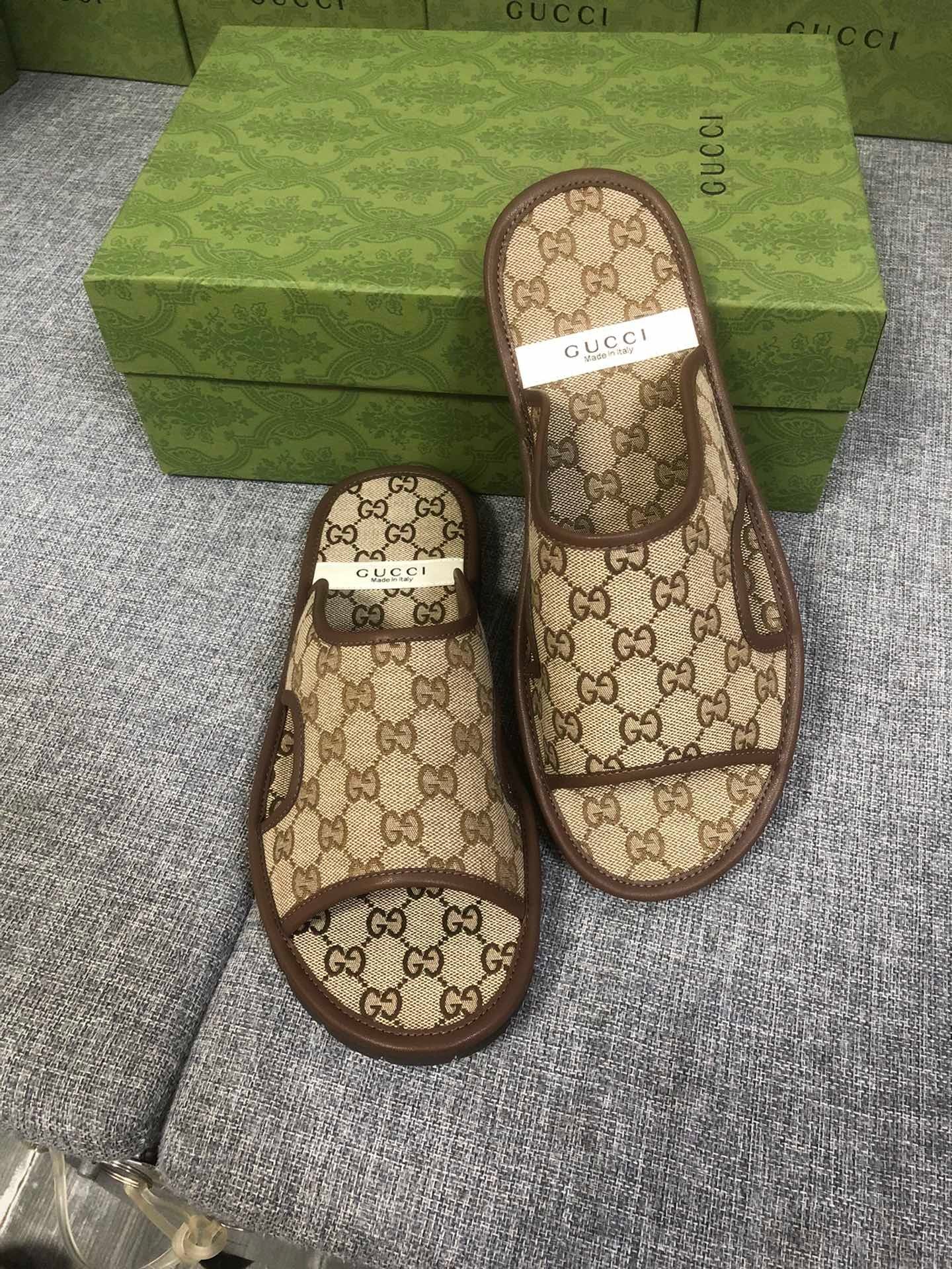 GU Slippers Monogram