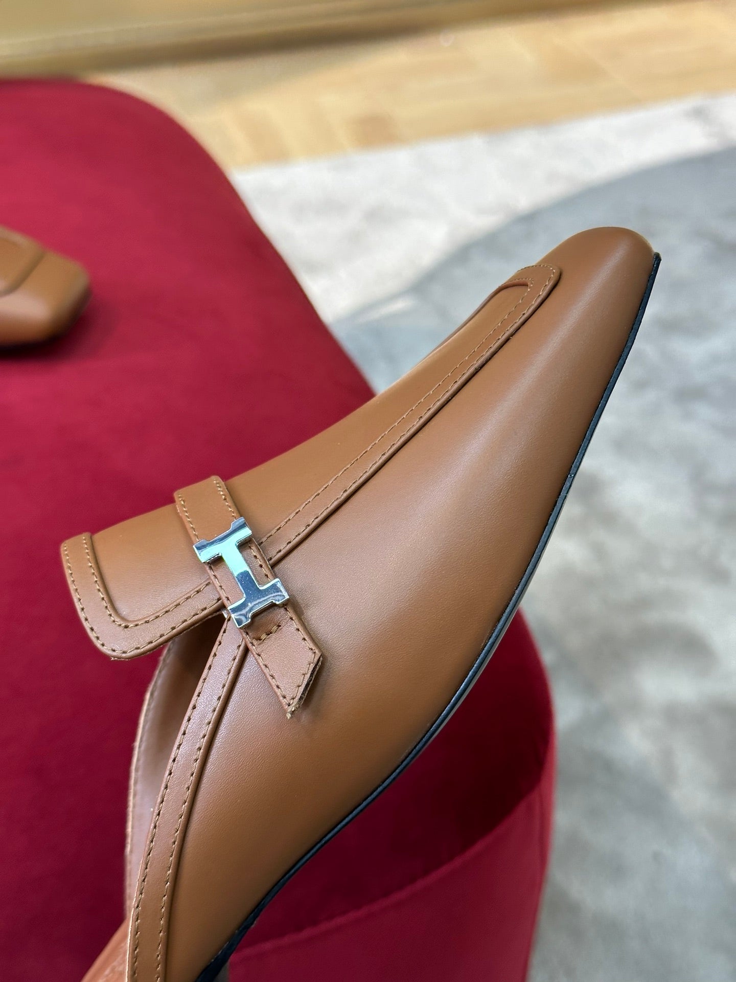 HRM Mule Slippers 2 Color 's