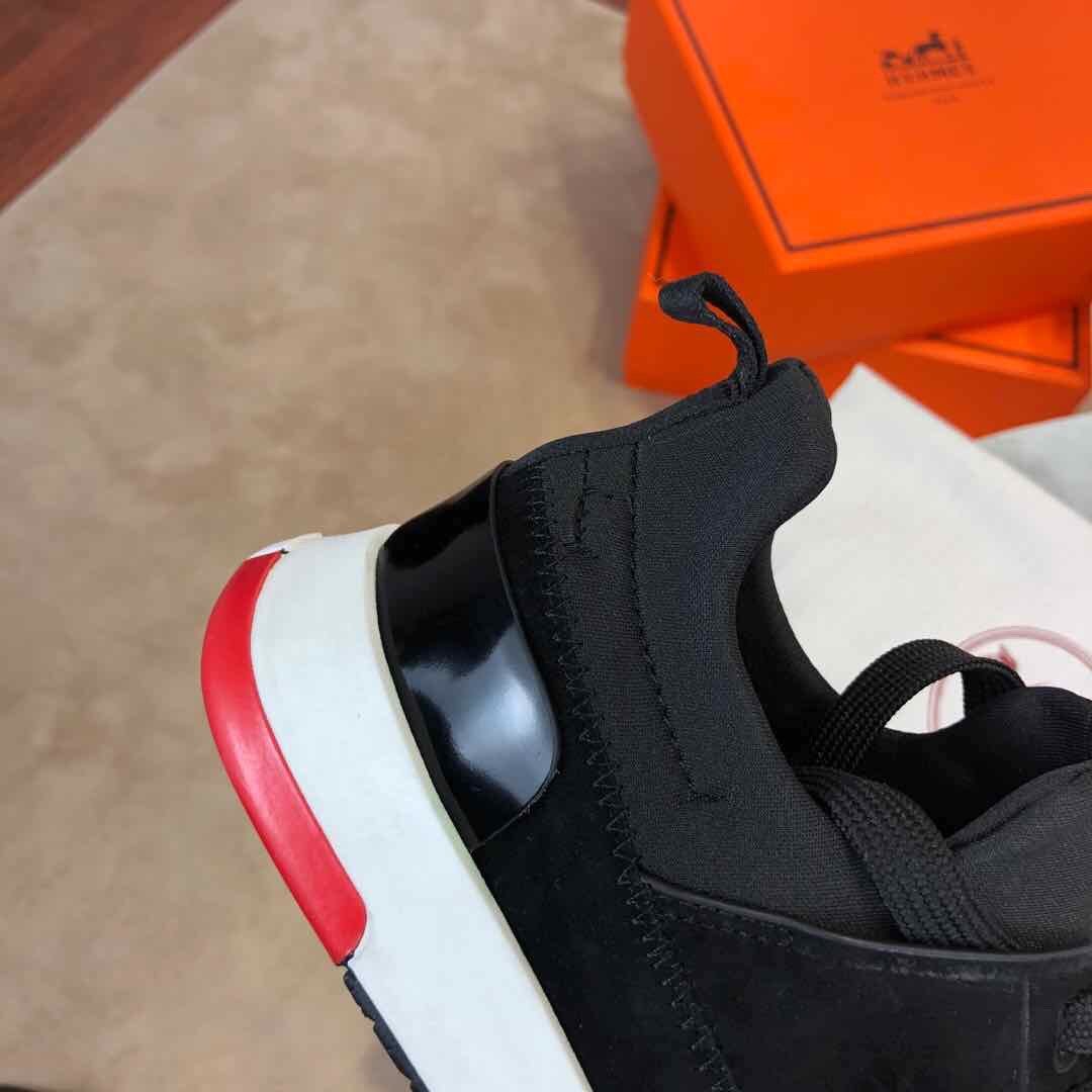 HRM Sneakers Black