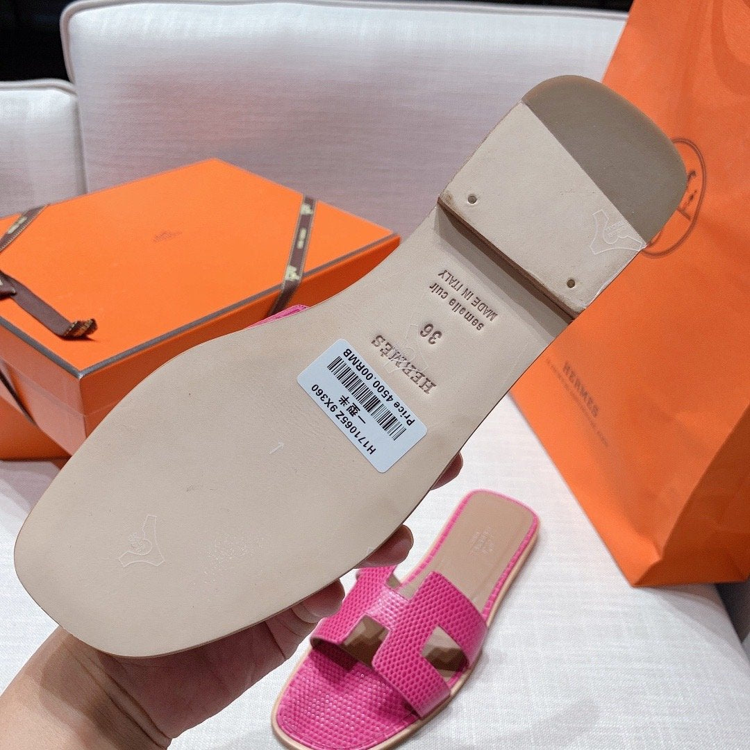 HRM Slippers