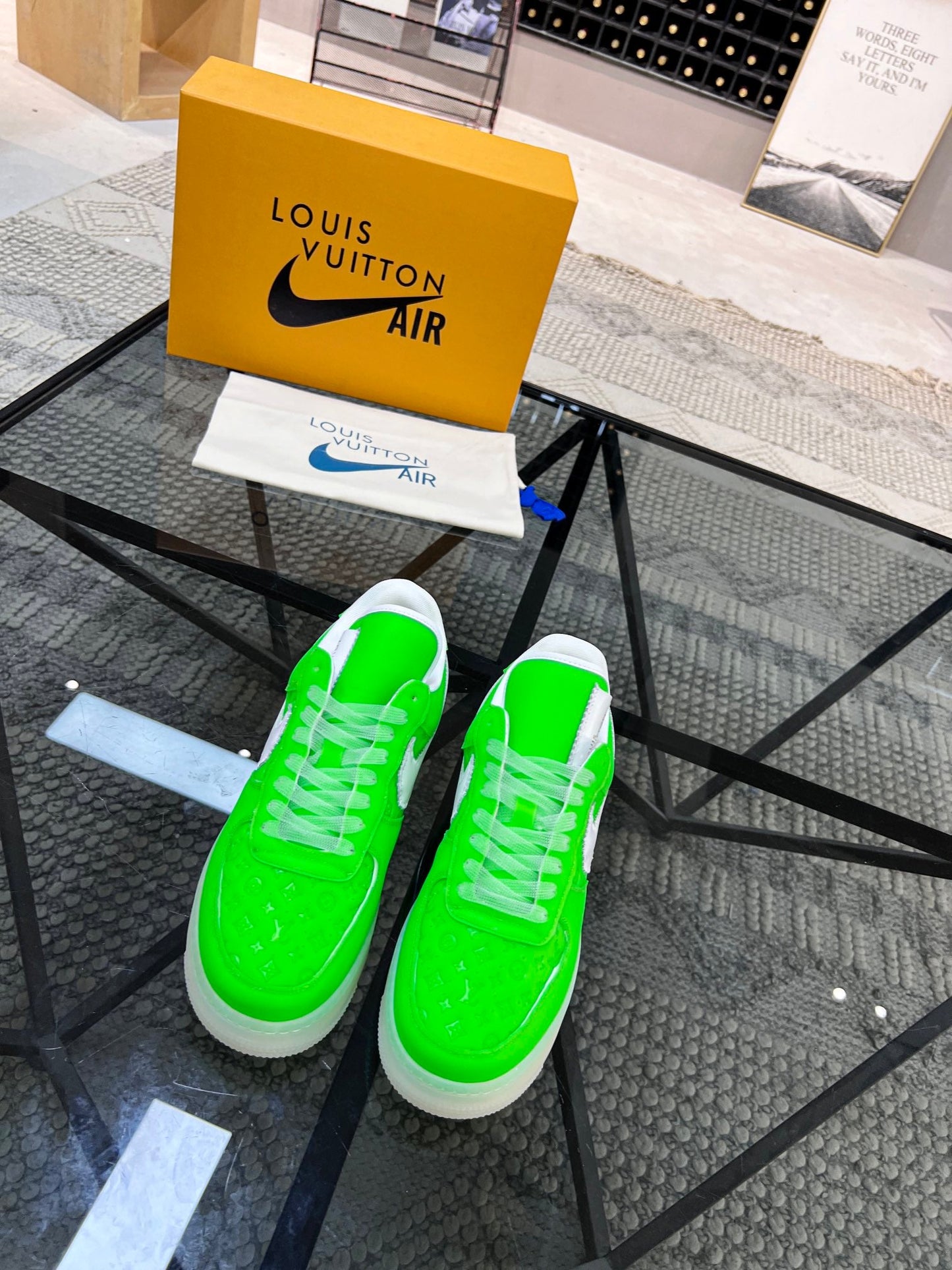 LU + N*KE Sneakers Air 2 Color 's