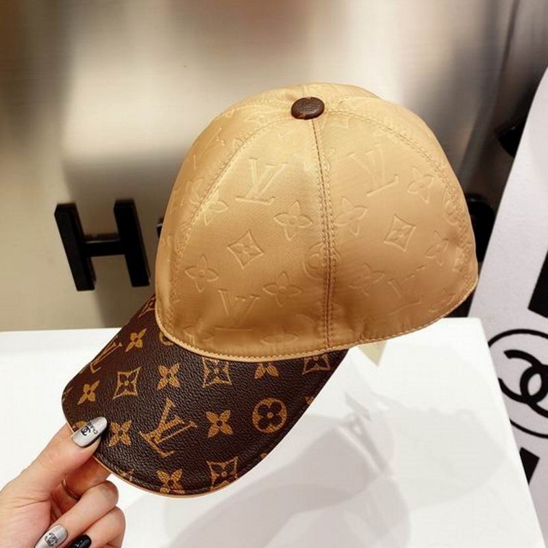 LU Cap Monogram Brown