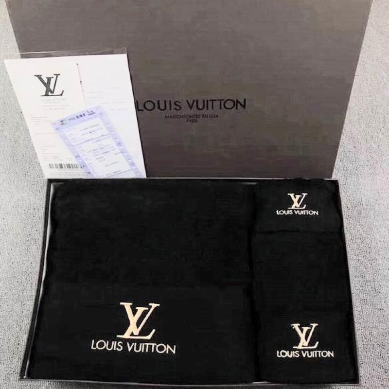 lv vuitton towel