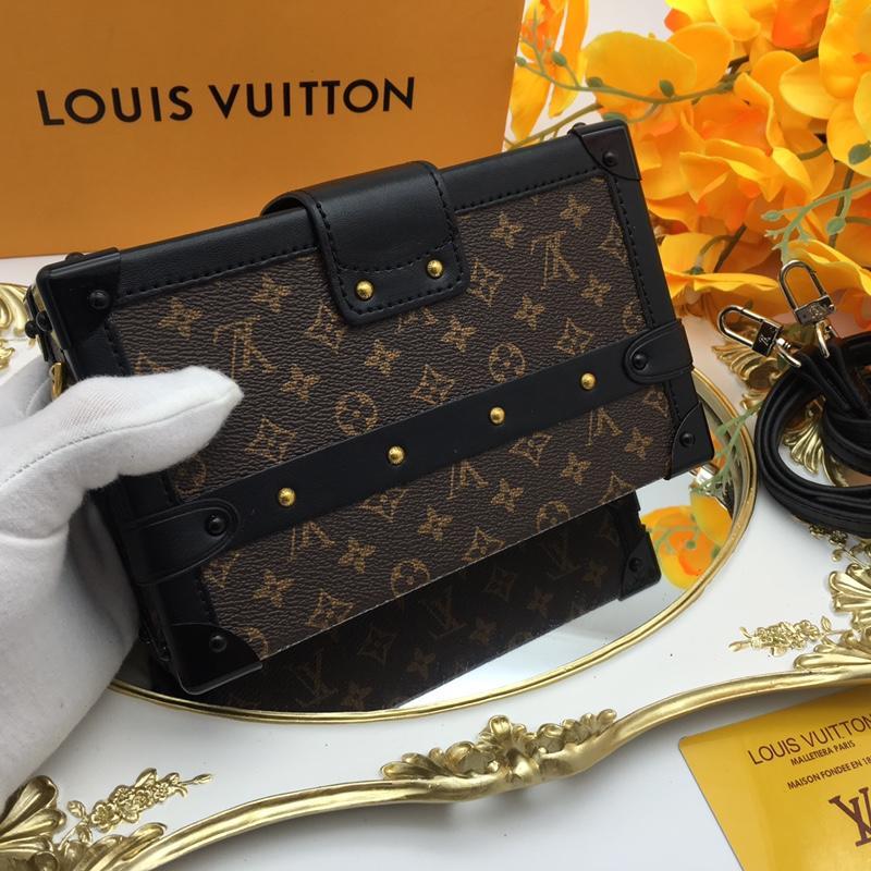 LU Bag Malle Mono
