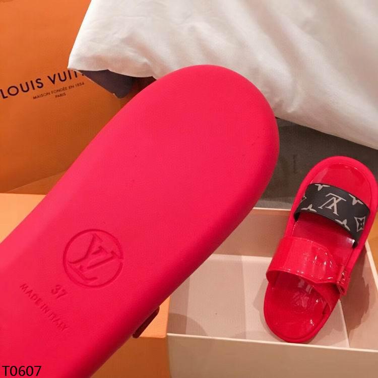 LU Slippers Sandal Red Wedge
