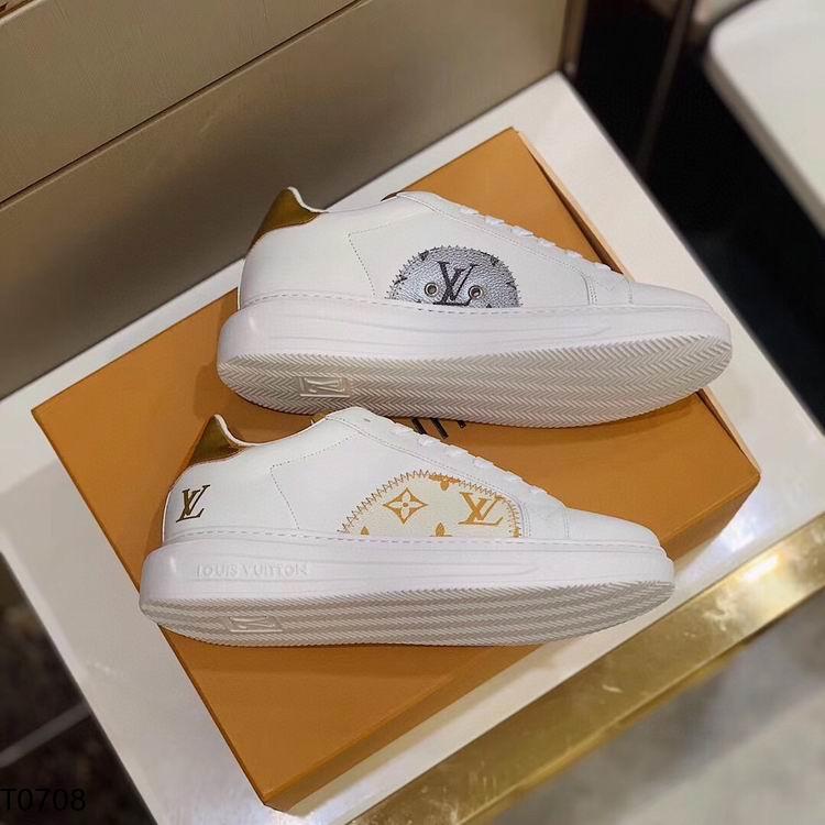 LU Sneakers Gold