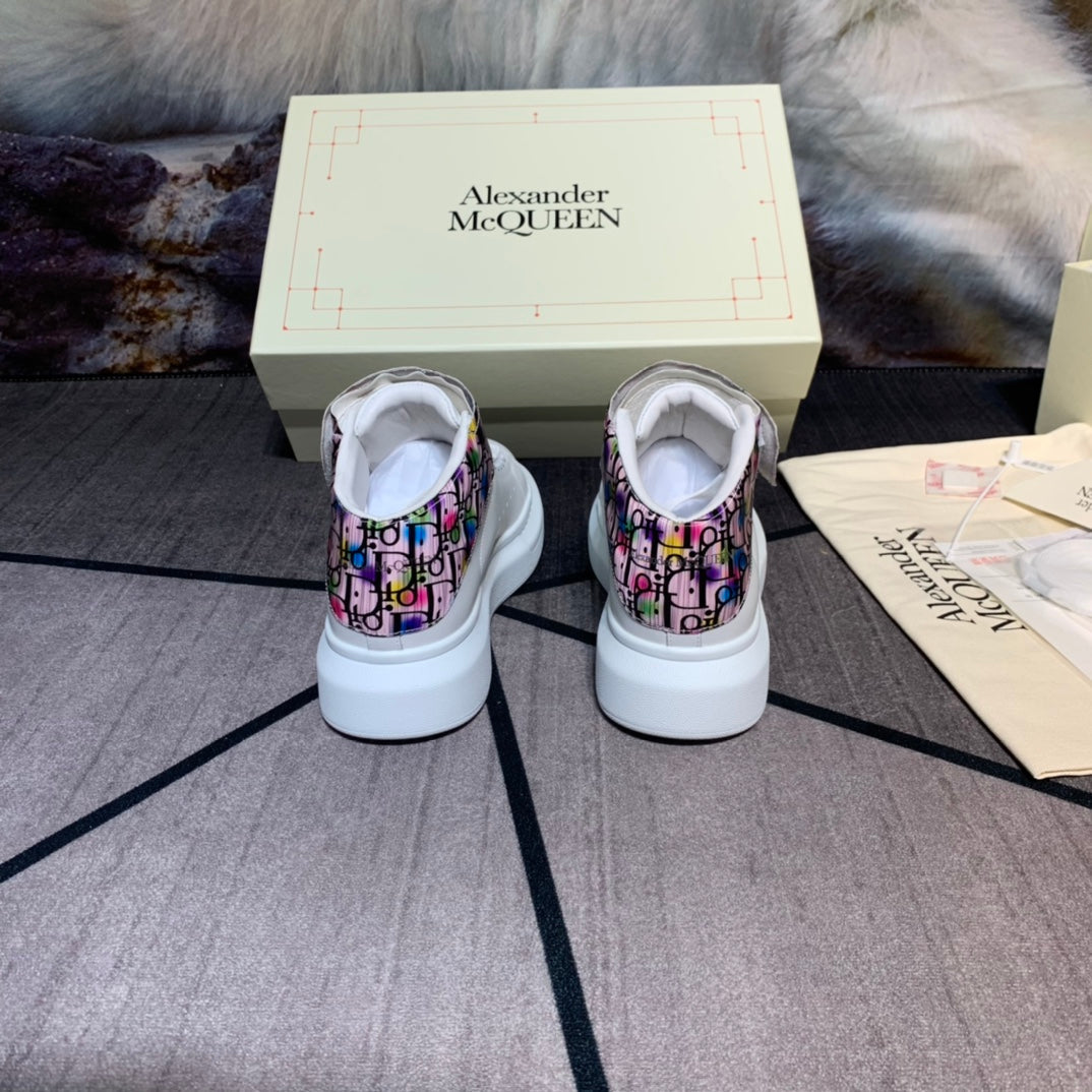 CHD vs M*QUEEN Sneakers 46