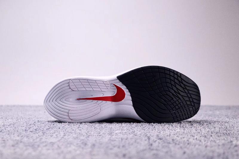 N*ke Max Zoom Sneakers Vapor fly White
