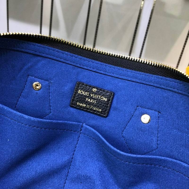 LU Bag Alma Black Black 2 Sizes