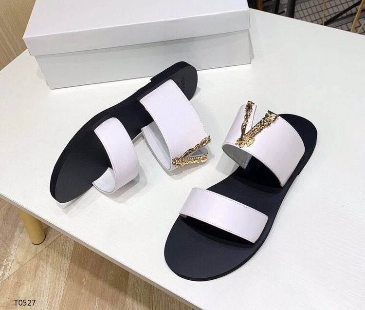 VRC Slippers White
