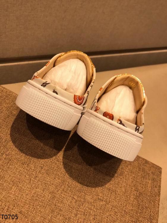 VRC Slippers Mule White