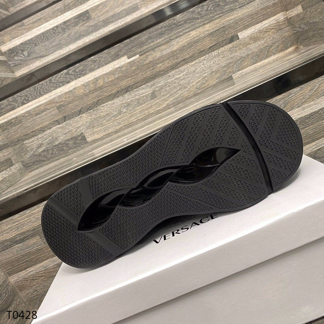VRC Sneakers
