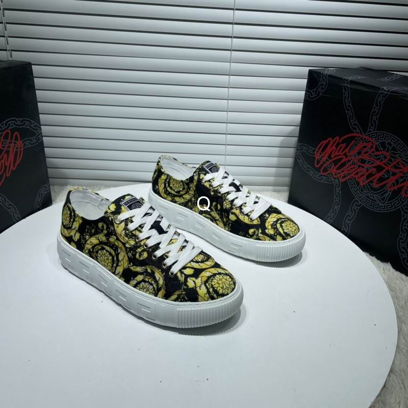 VRC Sneakers Greca
