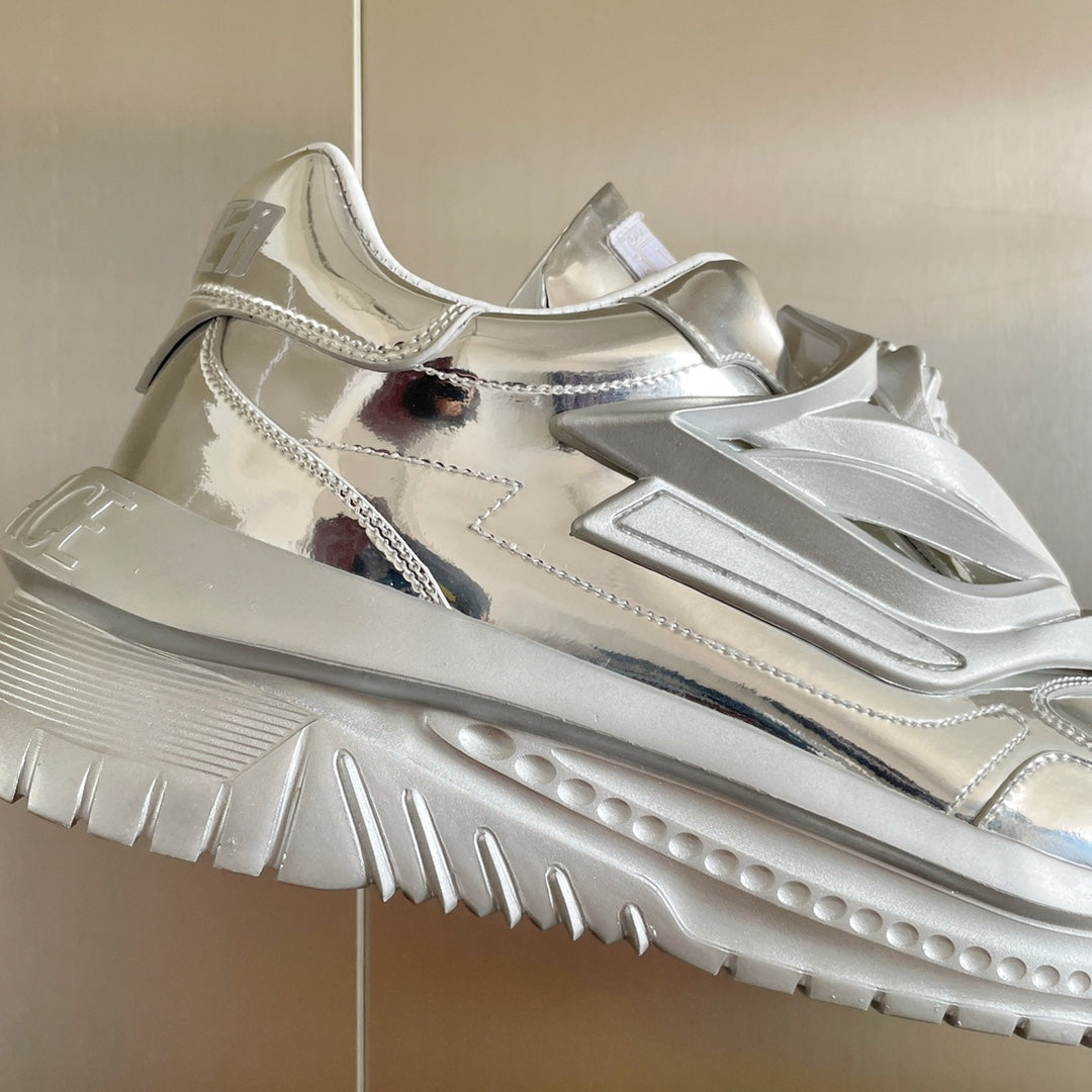 VRC Sneakers 3 Color 's