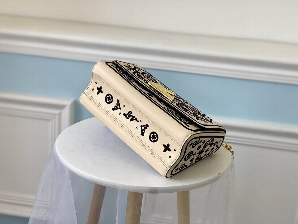 LU Bag Embroidery