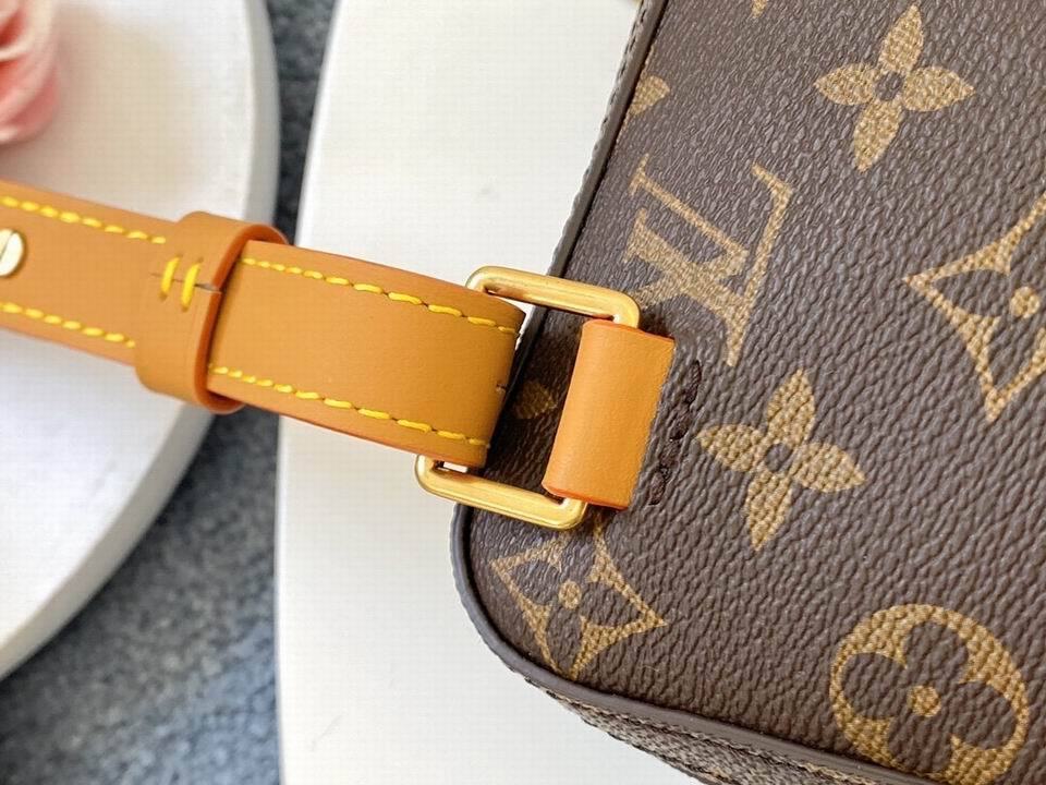 LU Bag Soft Trunk Mono