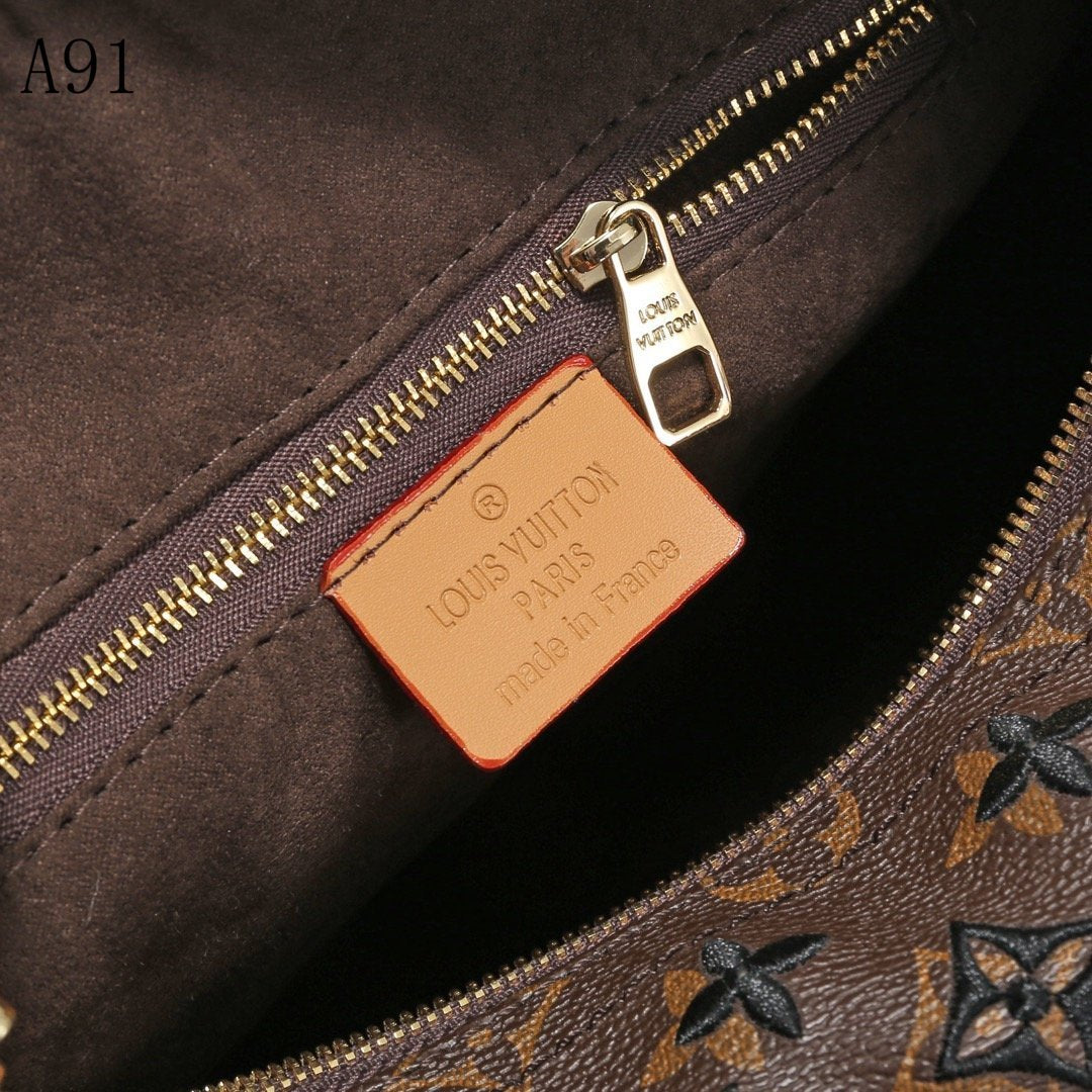 LU Bag Mono Embroidered
