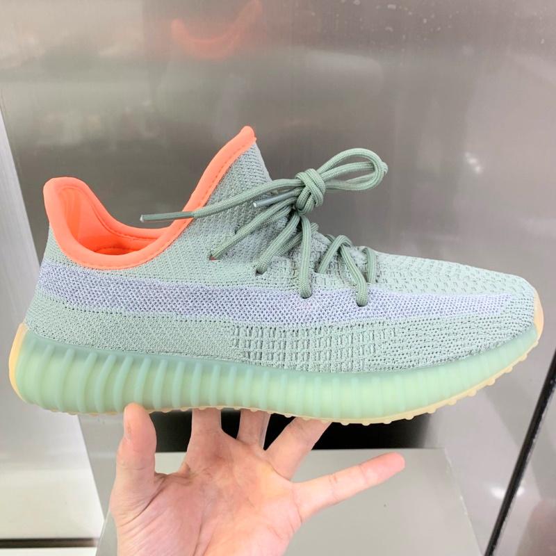 Yezy 350 Sneakers 46