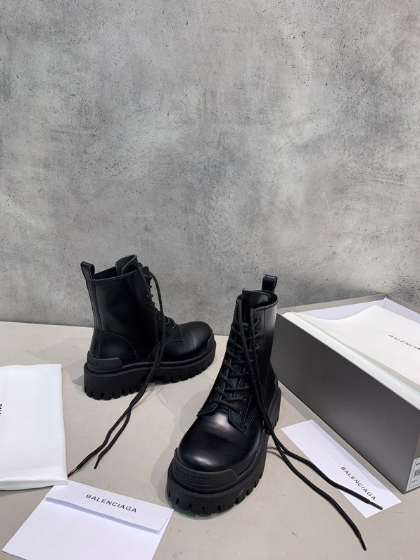 SNBAL Boots Black