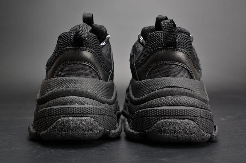 SNBAL Triple S Sneakers Black Sneakers