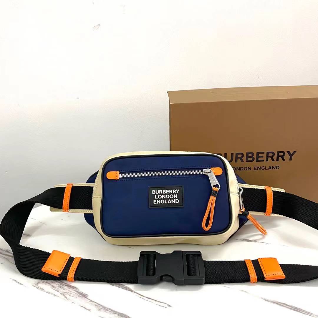 *BURBBER Messenger Bag BUM