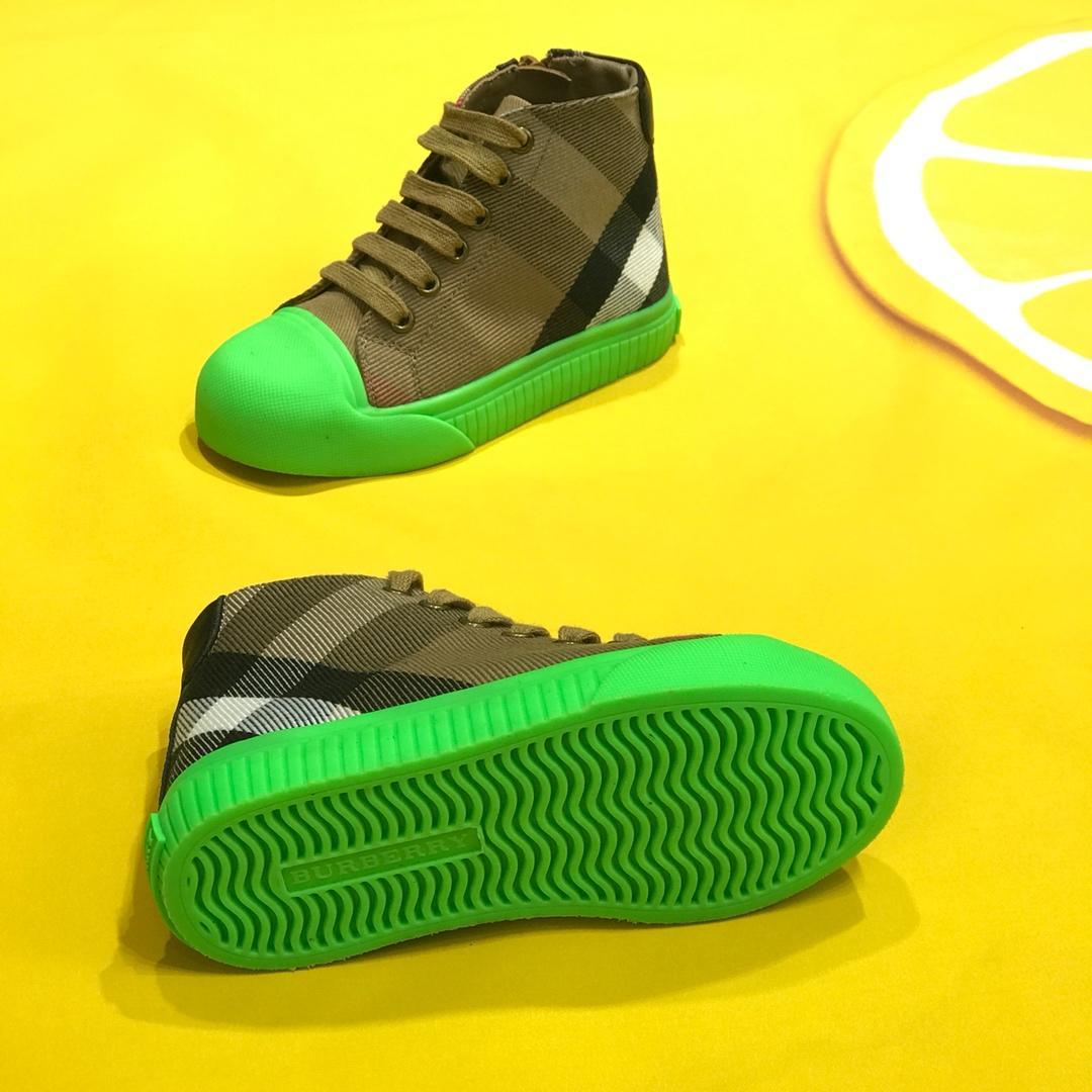 *BURBBER Kids Sneakers G