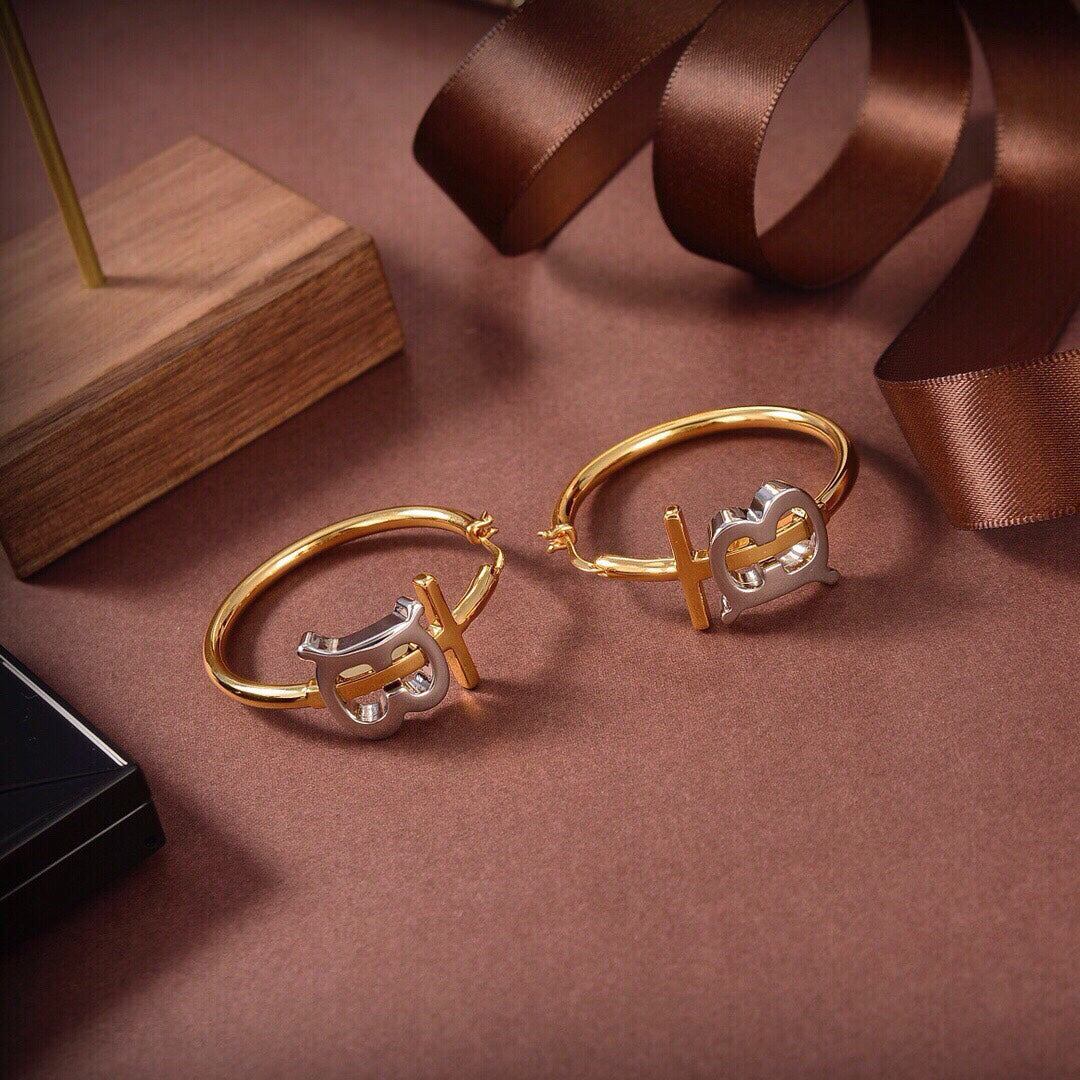 *BURBBER Earrings loop