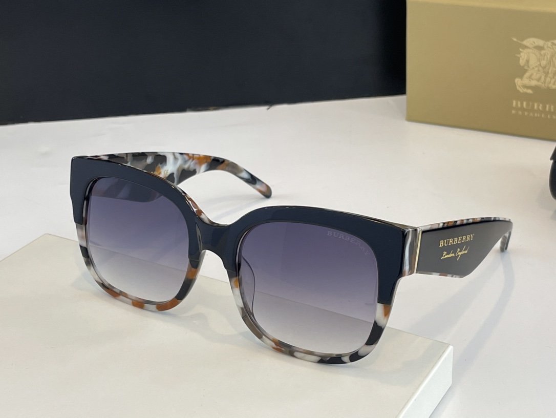 *BURBBER Sunglasses 7 Color's