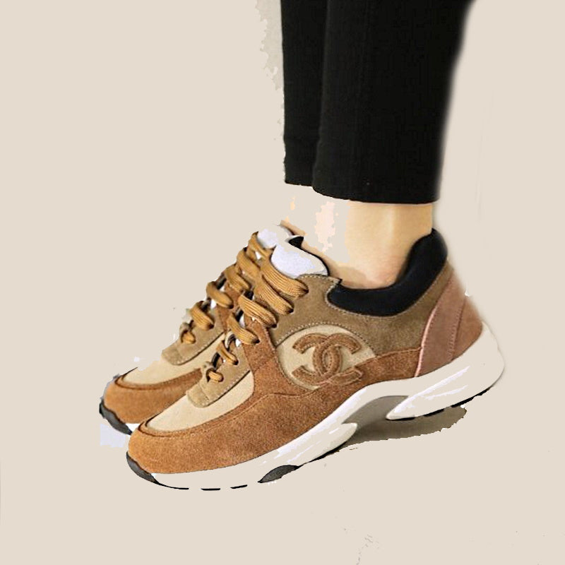 CHL Sneakers Run Away