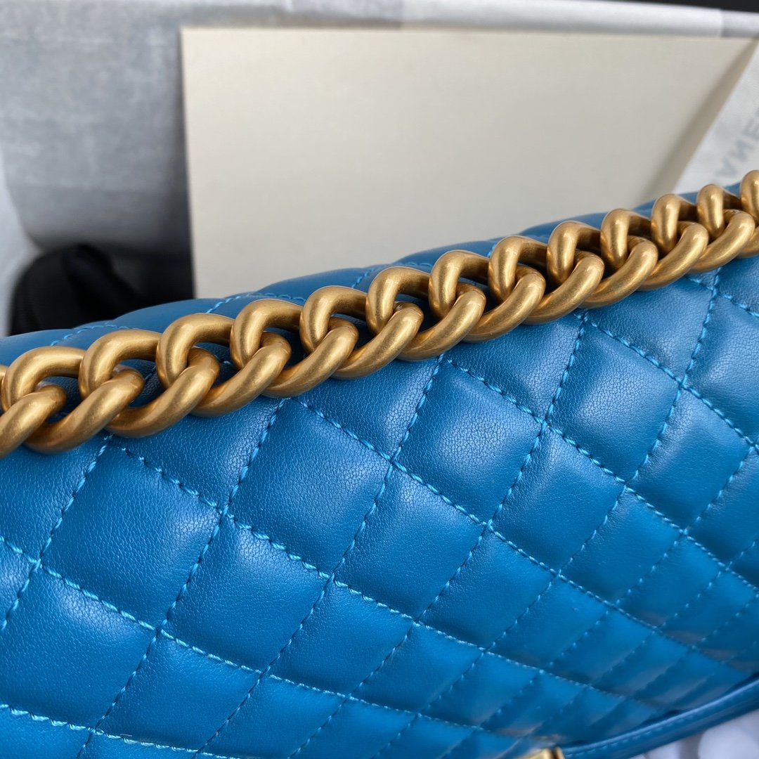Chl Bag 2 Sizes