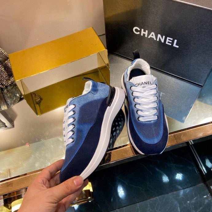 CHL Run Away Sneakers