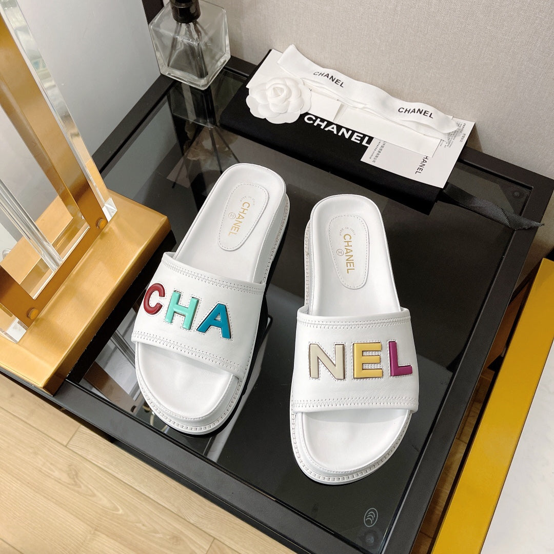 CHL Slippers 2 Color's