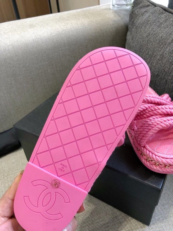CHL Slippers 2 Color 's