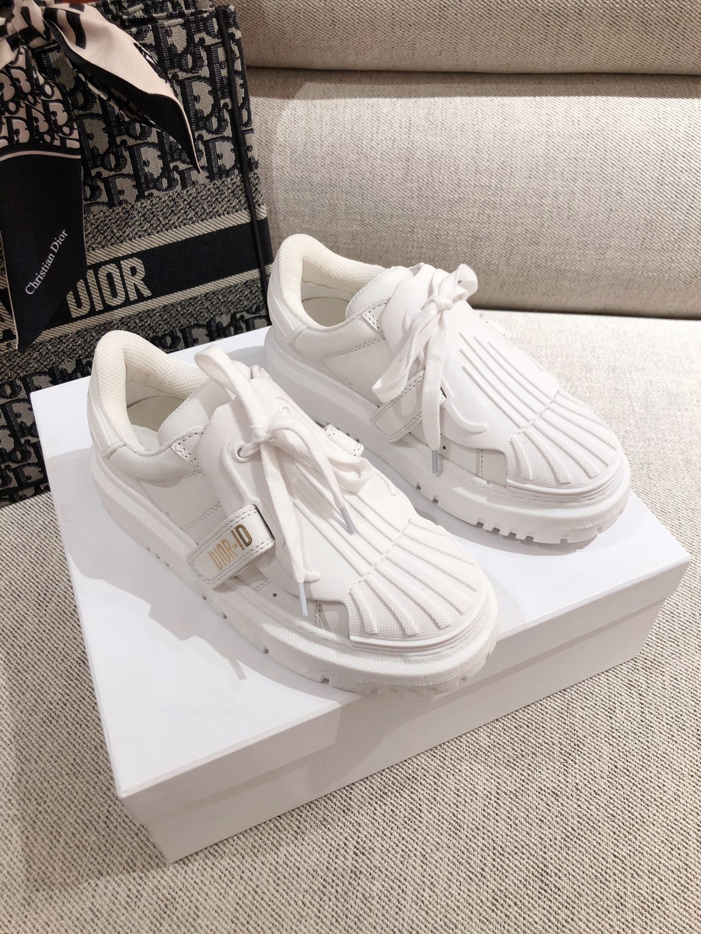 CHD Sneakers Trainers White