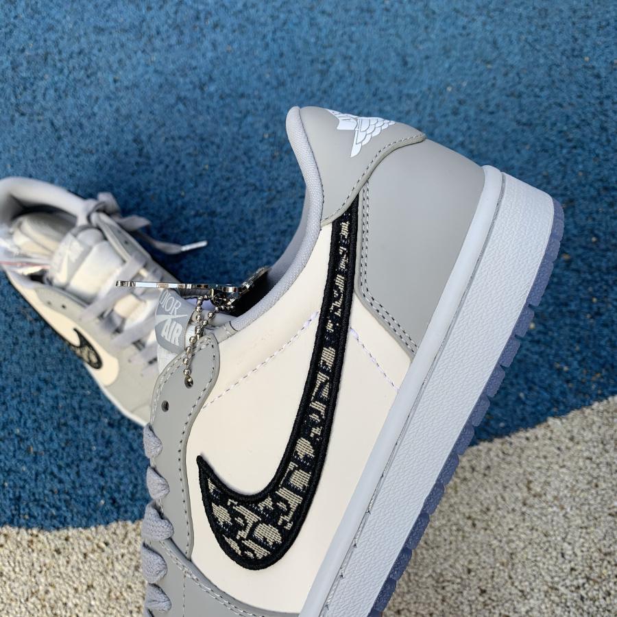 CHD Sneakers White