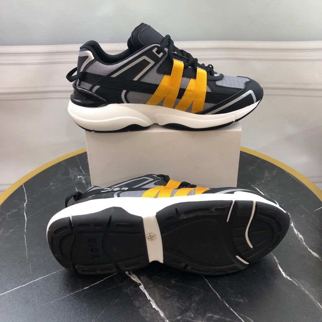 CHD Sneakers