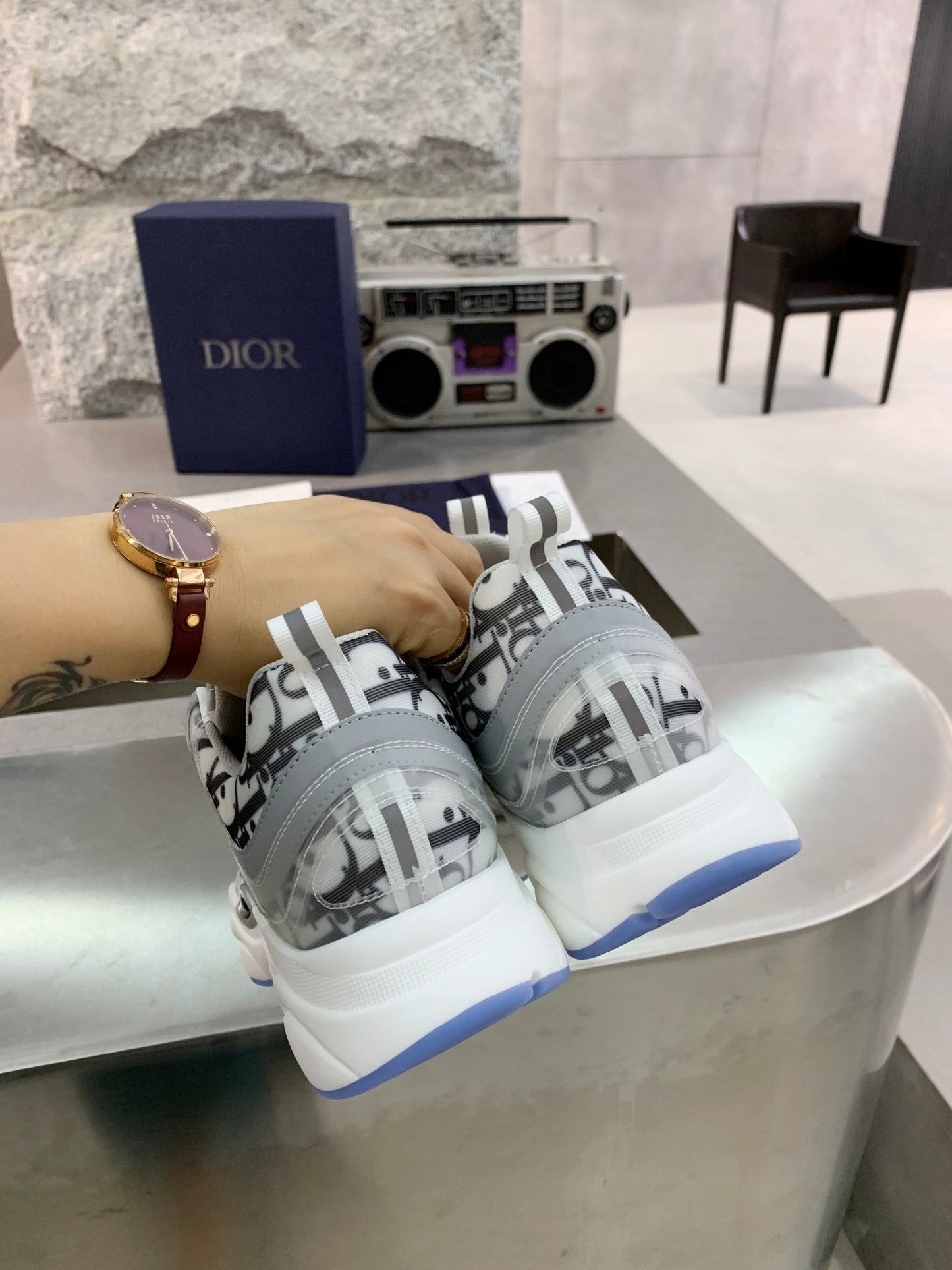 CHD Sneakers Run Away White