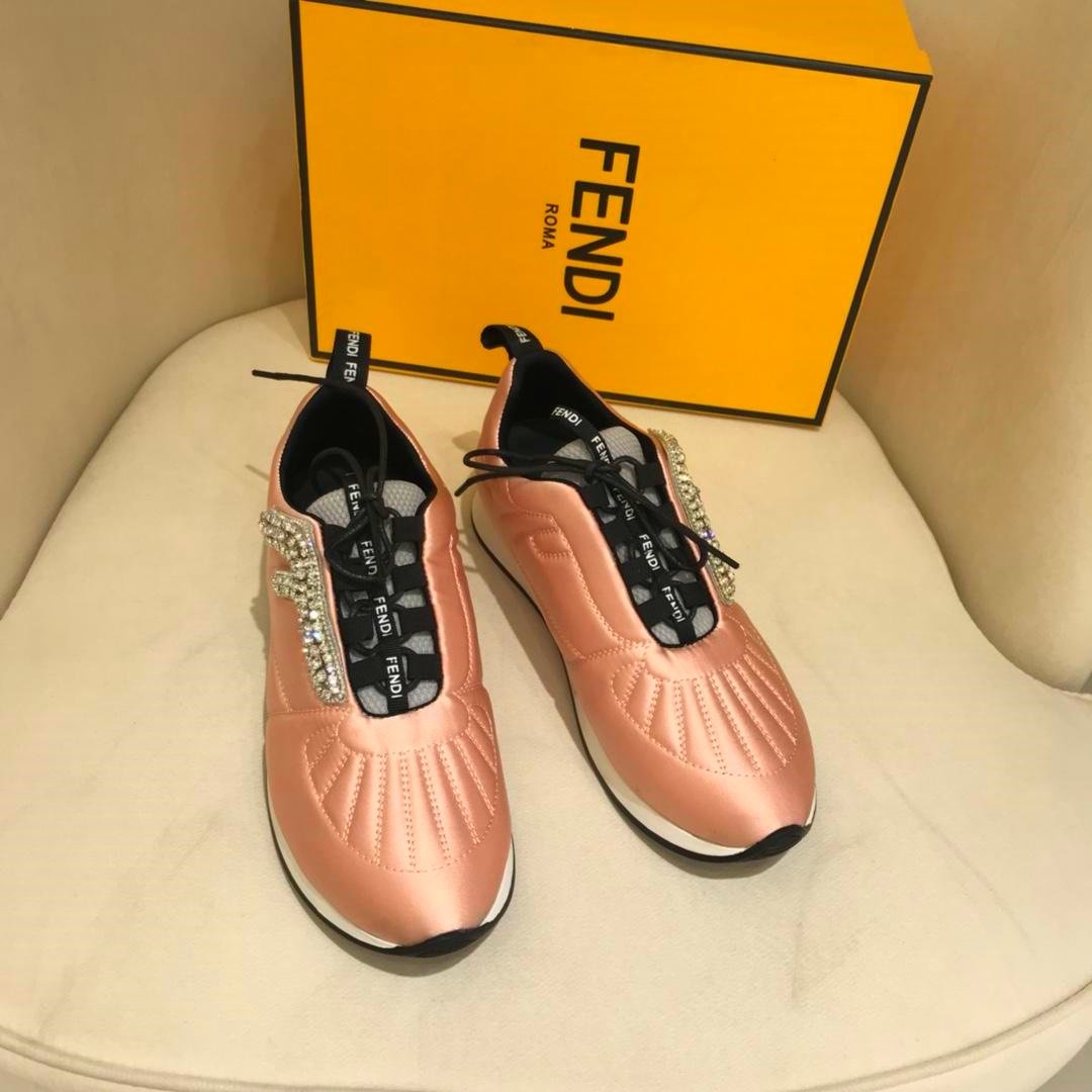 Fen Sneakers Pink Stones