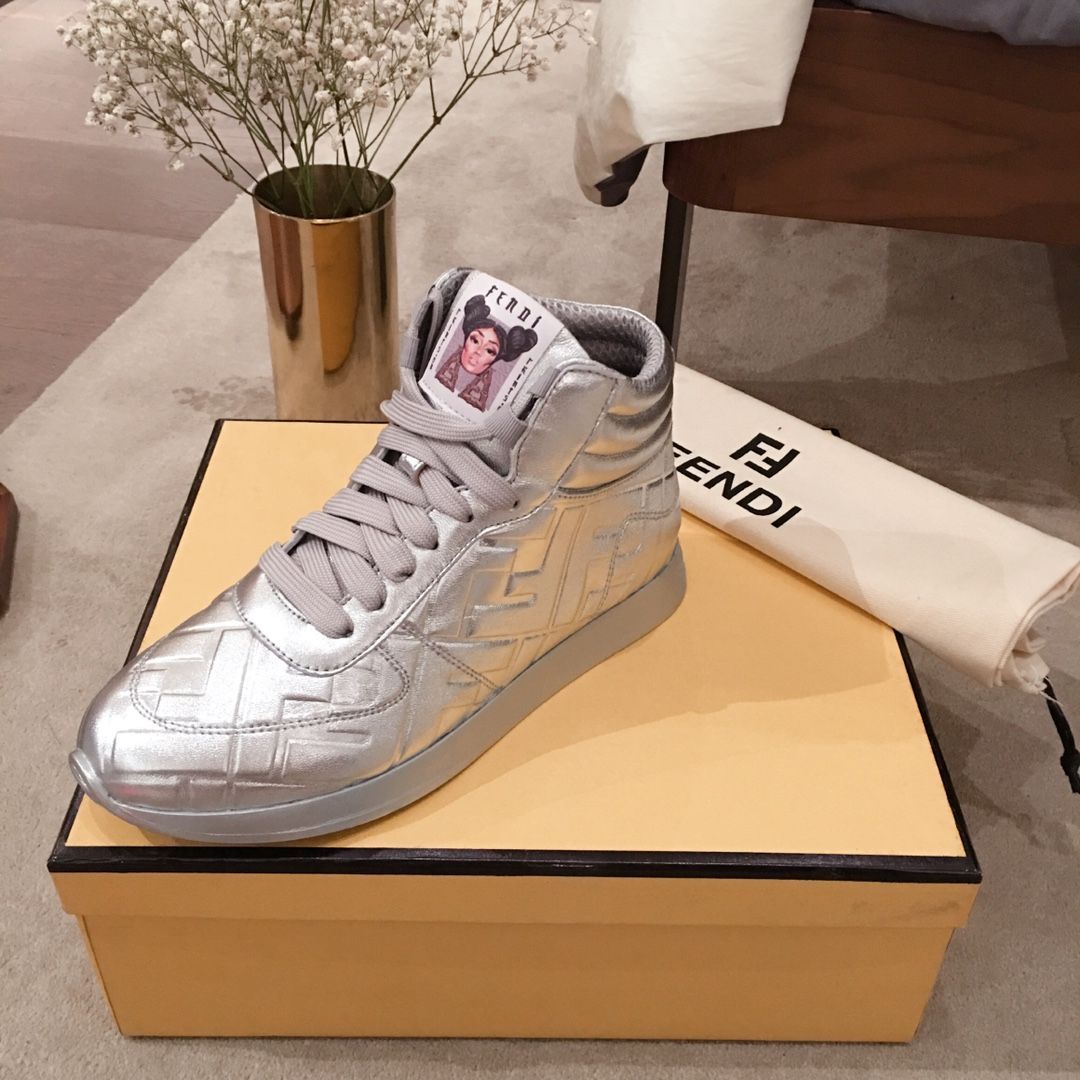 Fen Sneakers Silver