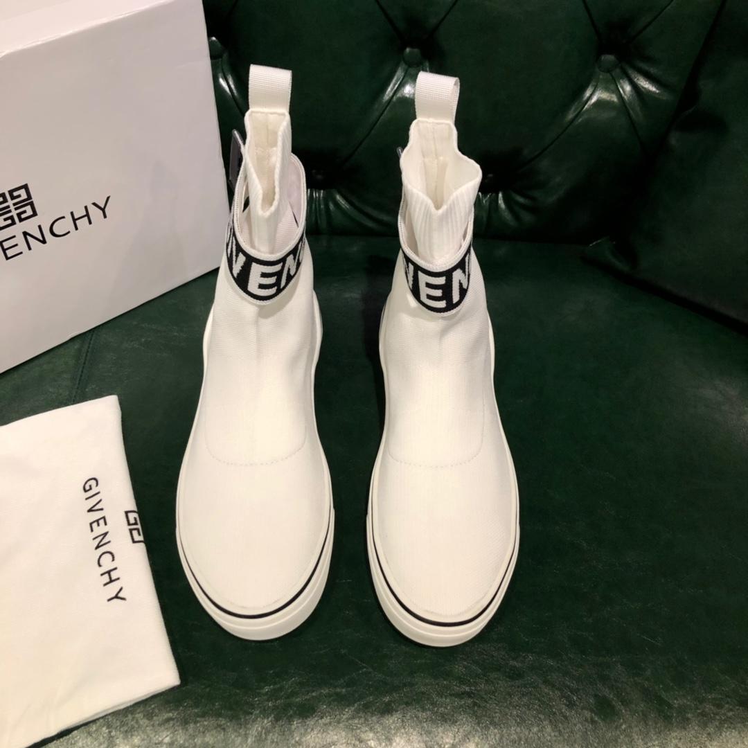 Givenjy Trainers White