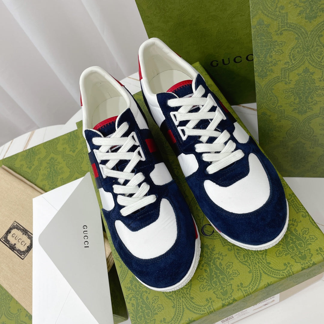 GU Sneakers